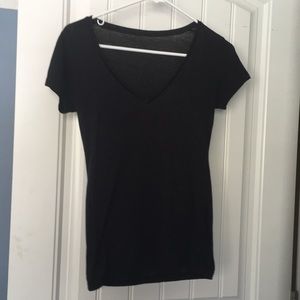 Black short sleeve t-shirt